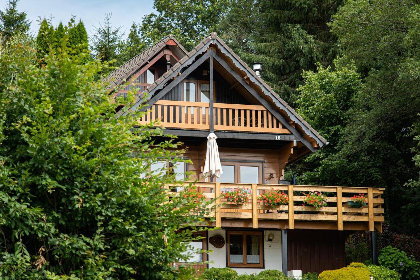 Ardenparks Petite Suisse Hotel Dochamps Luaran gambar