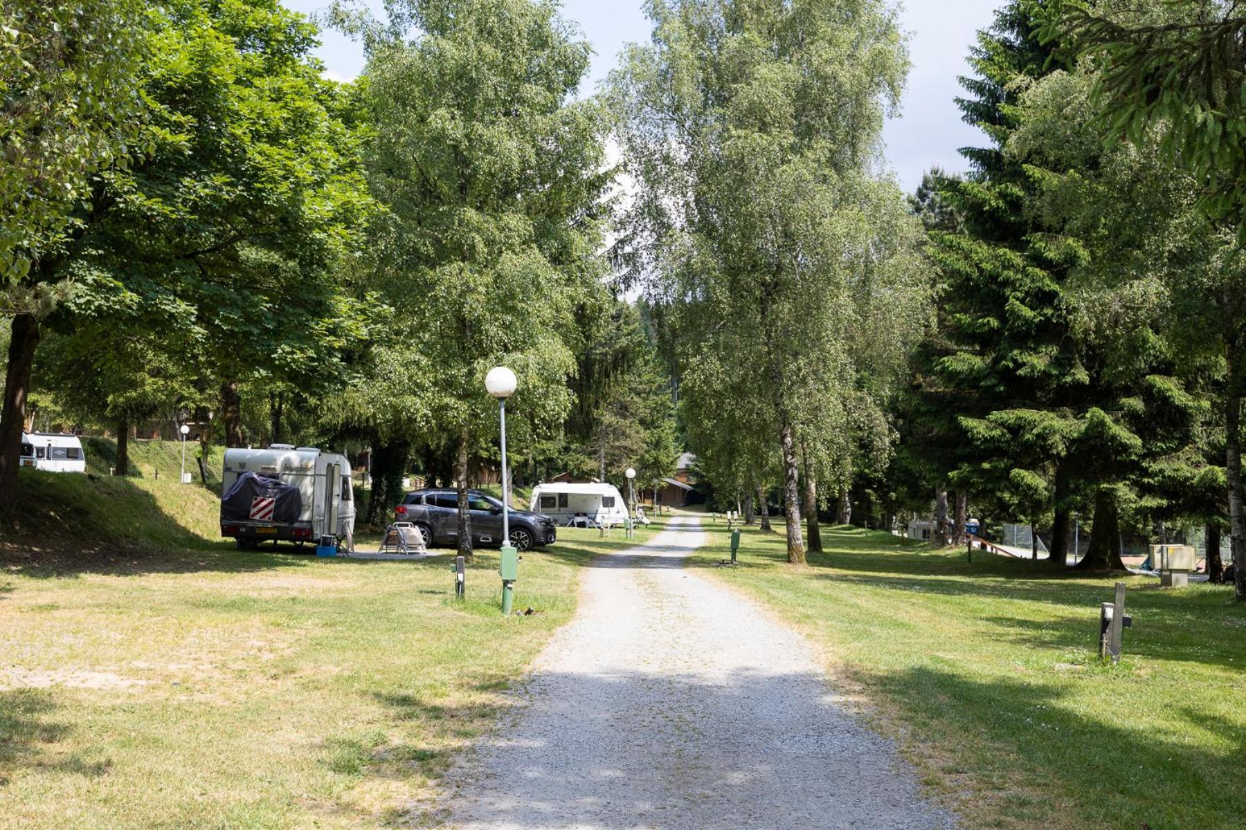 Ardenparks Petite Suisse Hotel Dochamps Luaran gambar