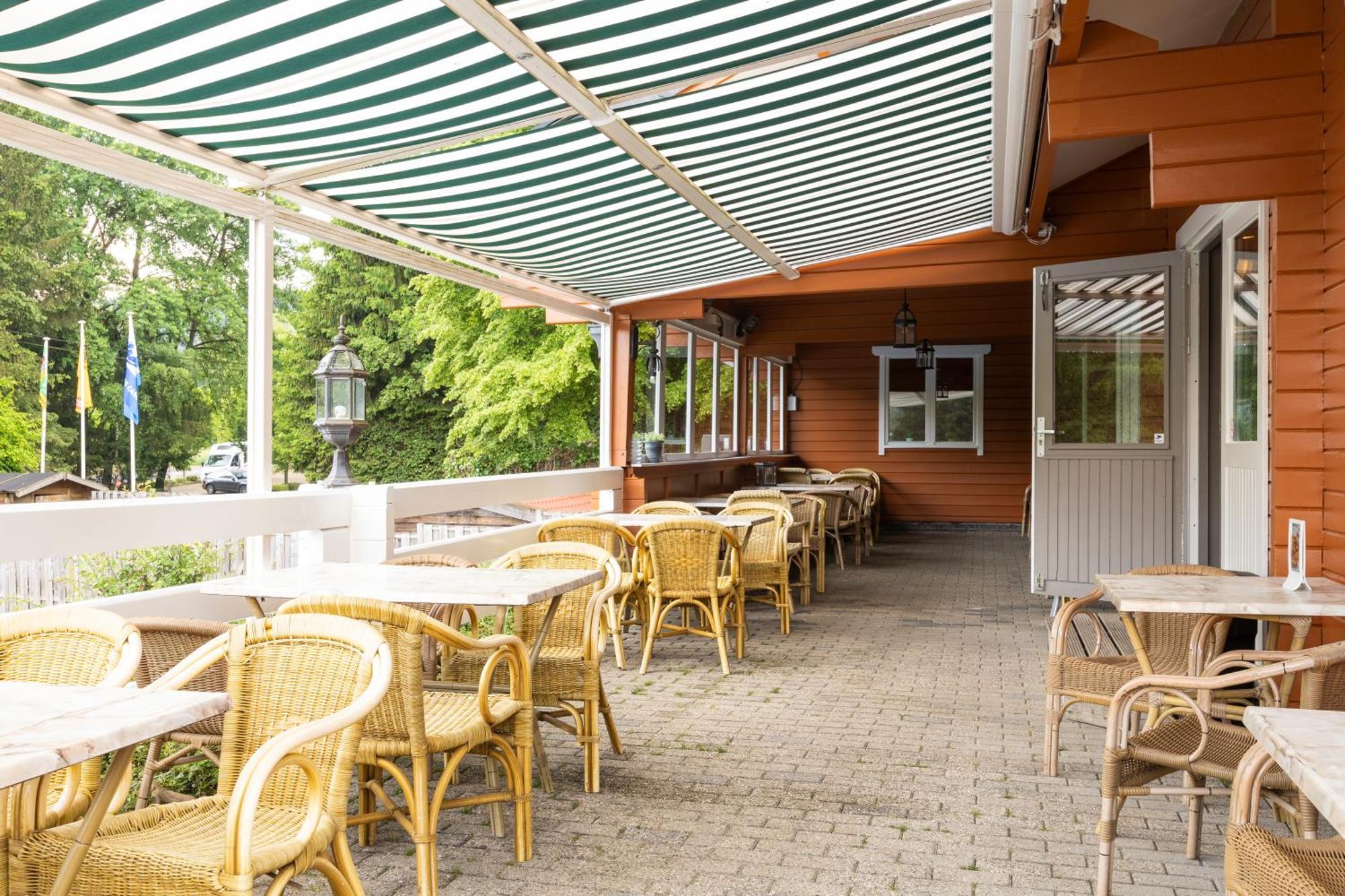 Ardenparks Petite Suisse Hotel Dochamps Luaran gambar