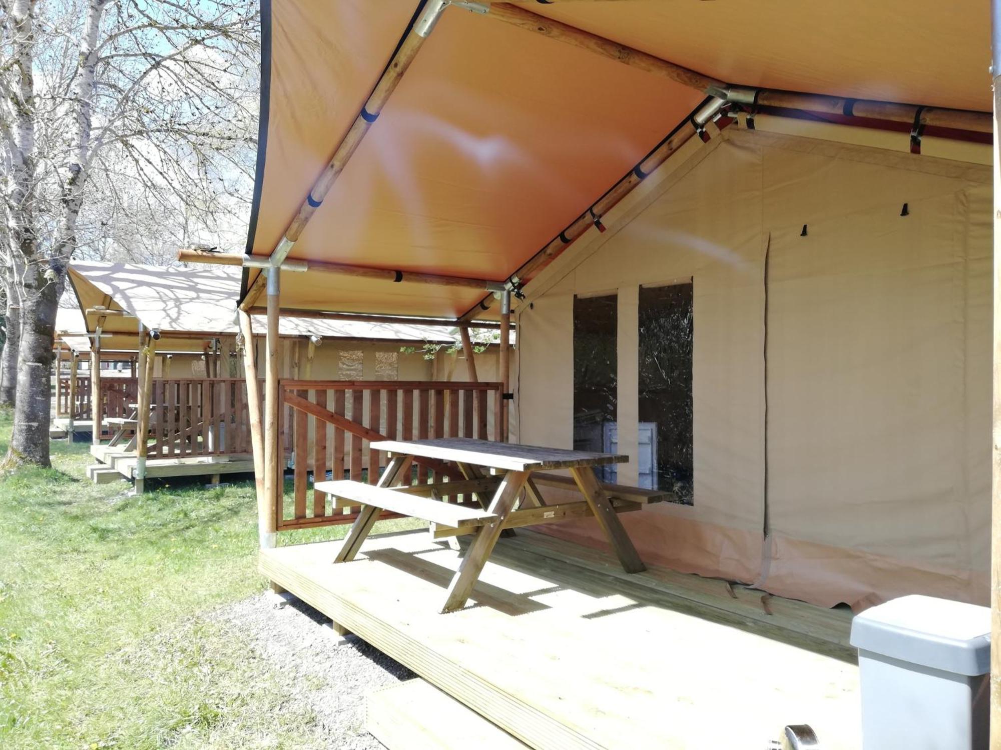 Ardenparks Petite Suisse Hotel Dochamps Luaran gambar