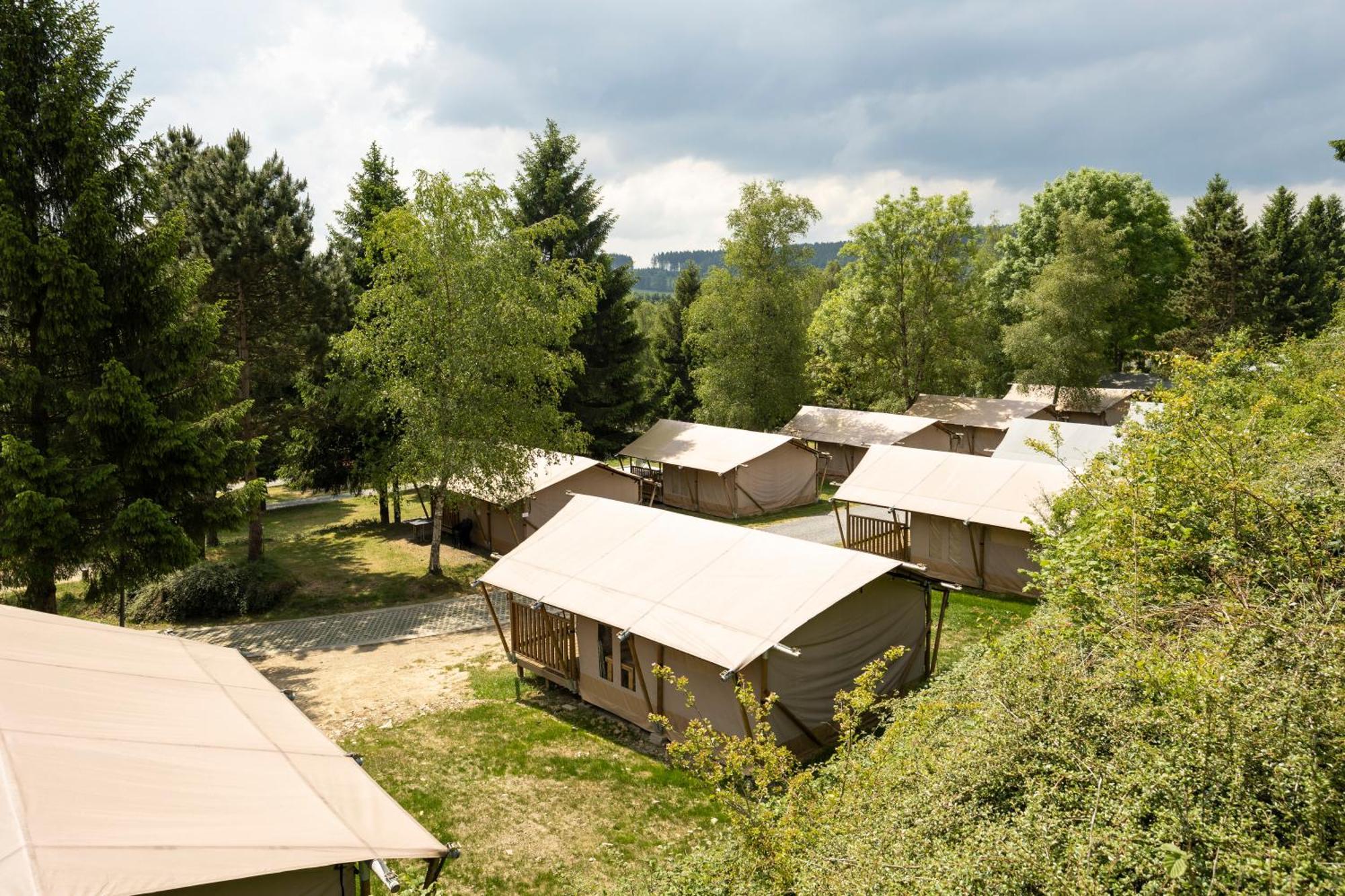 Ardenparks Petite Suisse Hotel Dochamps Bilik gambar